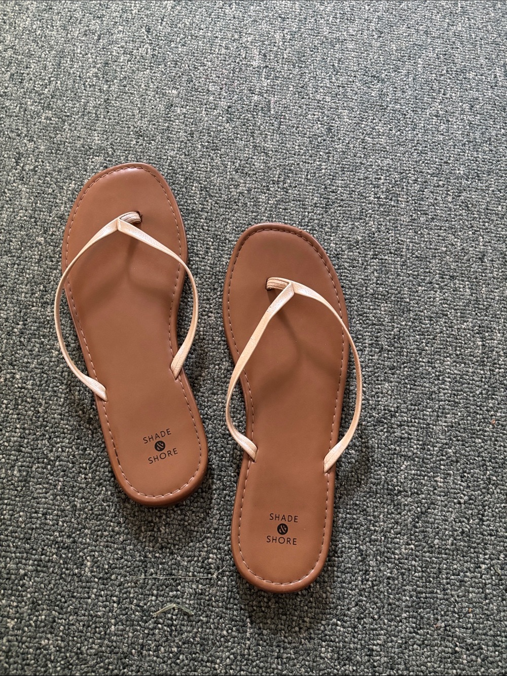 Shade & Shore Women's Brown Flip Flop Sandals with Straps
